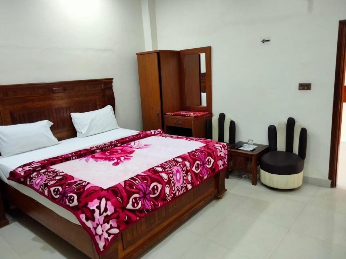 New Royal Residency Pechs Hotel Karachi Exterior photo